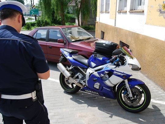 Pirackie 200 km/h - uciekający przez miasto