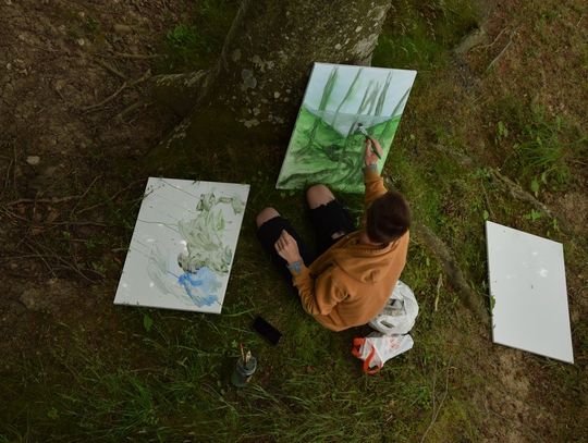 Plener artystyczny młodych plastyków w Poddąbiu