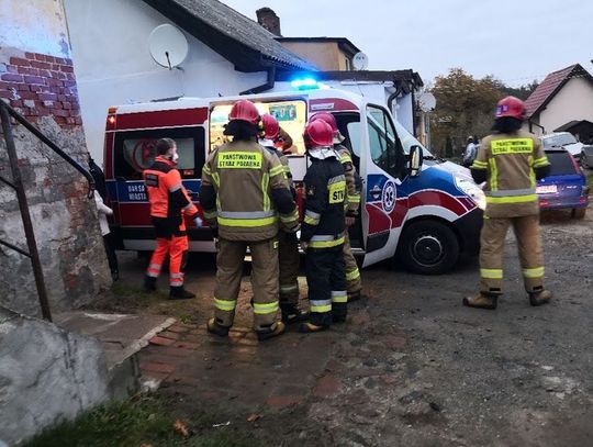 Płonął budynek wielorodzinny. Sprawna akcja strażaków – ogień szybko opanowano!