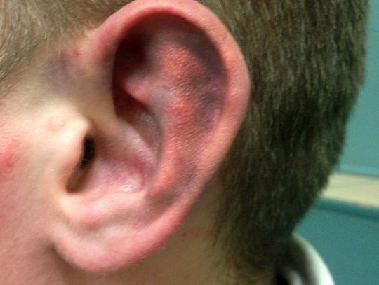 Pobity w łazience policyjnej. "Czułem się, jakbym został wyjęty spod prawa"