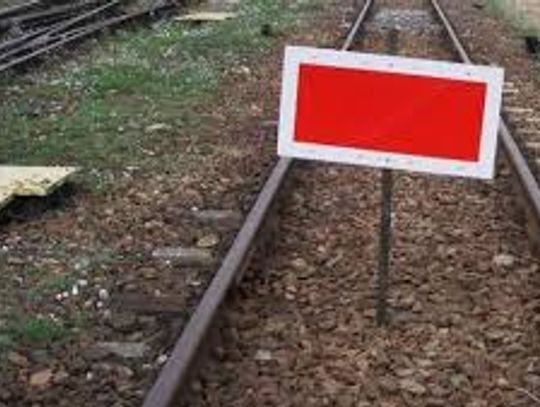 Pociąg potrącił mężczyznę w Subkowach! Poważne obrażenia