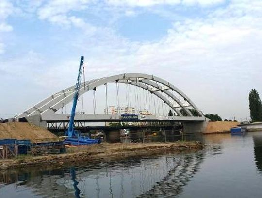 Pociągi pojadą szybciej i wzrośnie bezpieczeństwo