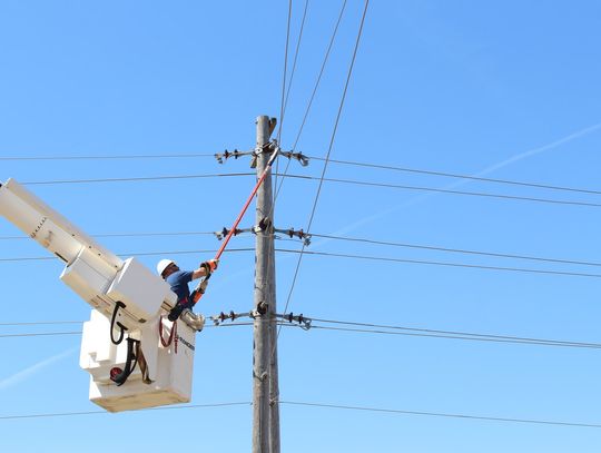 Podnośnik koszowy – kiedy może się przydać?  