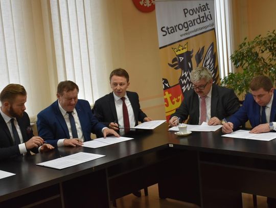 Podpisano list intencyjny w sprawie budowy gazociągu. Do jakich miejscowości trafi gaz? 