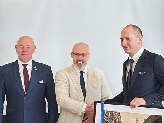 Podpisano umowę na odbudowę Mostu Tczewskiego. Po latach przerwy inwestycja rusza dalej