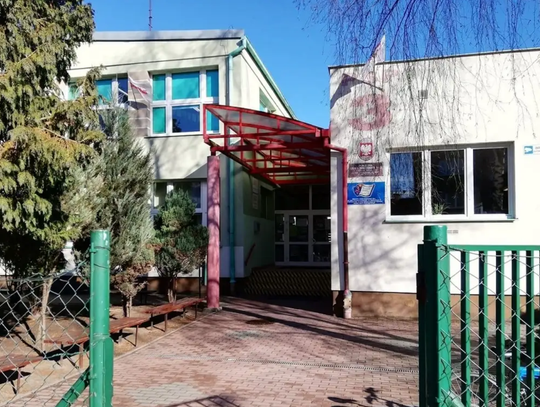 Podstawówki gotowe na powrót uczniów. Zajęcia odwołano tylko w jednej szkole średniej