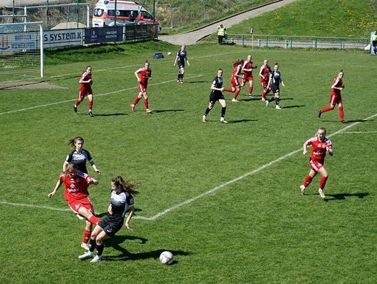 Pogoń bez punktu po wyrównanym meczu. Ekstraliga w Tczewie. Efektowny strzał Magdaleny Sobal