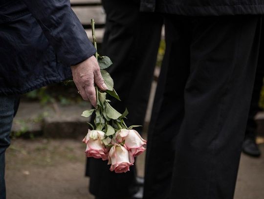 Pogrzeb w rodzinie? Te pieniądze z ZUS mogą Ci pomóc