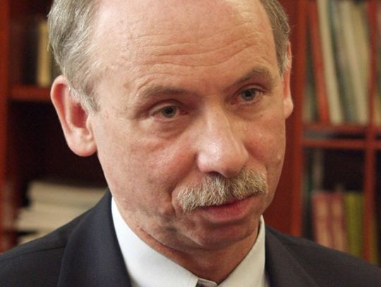 Pokaz hipokryzji europosła PO Janusza Lewandowskiego