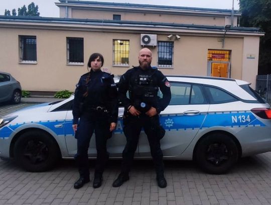 Policjanci w ostatniej chwili uratowali mężczyznę, który się pociął