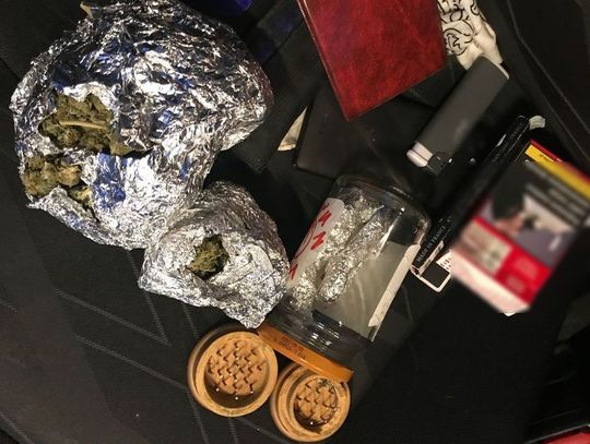Policjanci zabezpieczyli ponad kilogram narkotyków