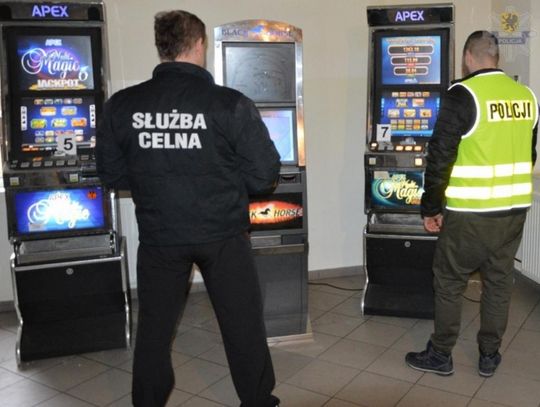 Policjanci zabezpieczyli w Tczewie automaty do gier o wartości 84 tys. zł