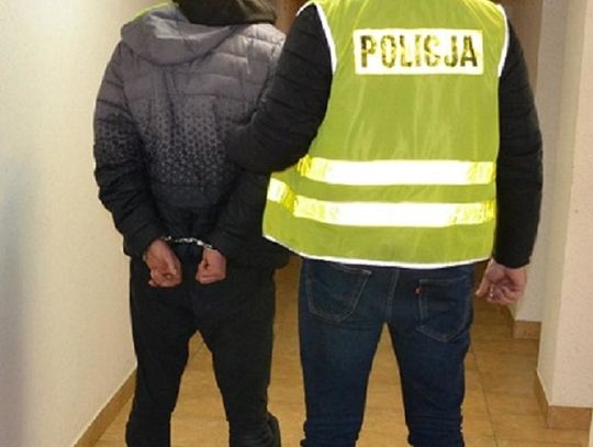 Policjanci zatrzymali mężczyznę podejrzanego o pozbawienie wolności kobiety i dziecka