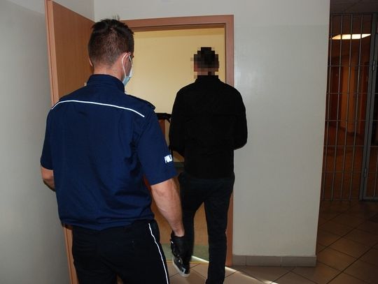 Policjanci zatrzymali mężczyznę z amfetaminą