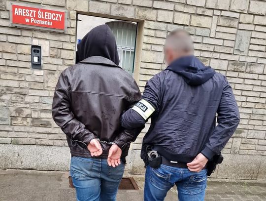 Policjanci ze Starogardu Gdańskiego zatrzymali w Poznaniu poszukiwanego