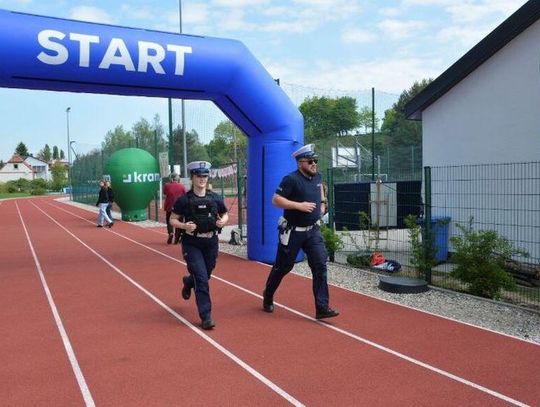Policjanci ze Sztumu pobiegli dla małej Bianki. Mundurowi wsparli charytatywną akcję Policjanci ze Sztumu pobiegli dla małej Bianki. Mundurowi wsparli charytatywną akcję