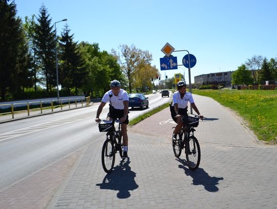 Policjant na dwóch kółkach