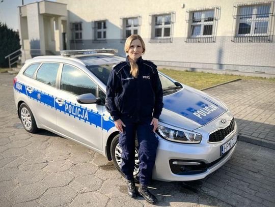 Policjantki z Malborka uratowały mężczyznę, który dostał udaru za kierownicą auta osobowego