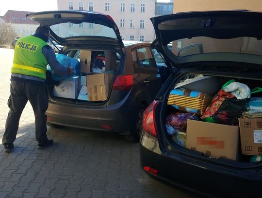 Policyjna zbiórka darów dla uchodźców z Ukrainy