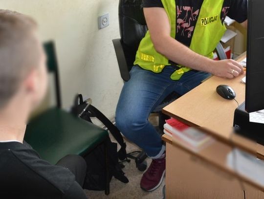 Policyjne dozory, zakazy zbliżania i kontaktowania poręczenie majątkowe dla 2 z 3 zatrzymanych mężczyzn za pobicie