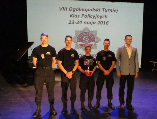 Policyjne Liceum Ogólnokształcące w Słupsku po raz kolejny najlepsze w Polsce 