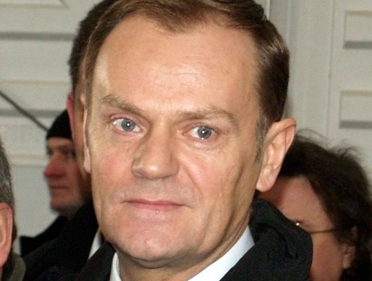 Polski rząd chce podarować Oplowi 2 mld zł! Tusk musi odejść