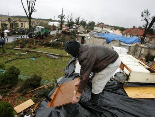 Pomóżmy poszkodowanym przez trąbę