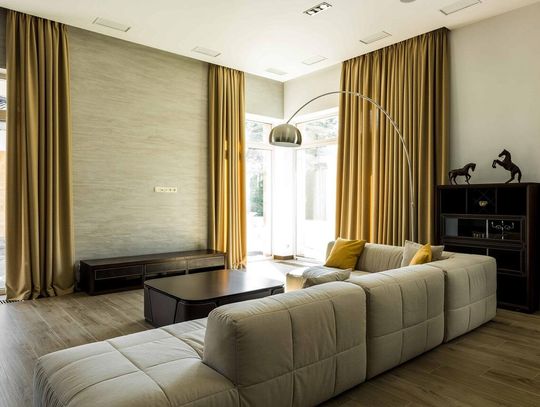 Pomysły na firanki do salonu