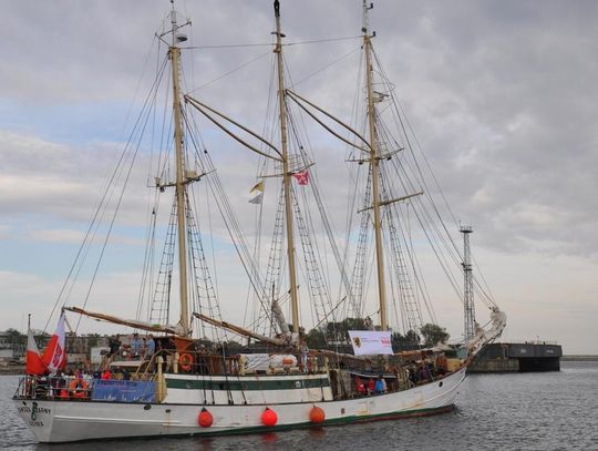 Popłynęli „Do granic Niepodległej” 