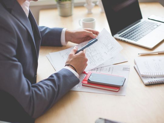 Poradnik jak krok po kroku wziąć bezpieczną pożyczkę przez internet