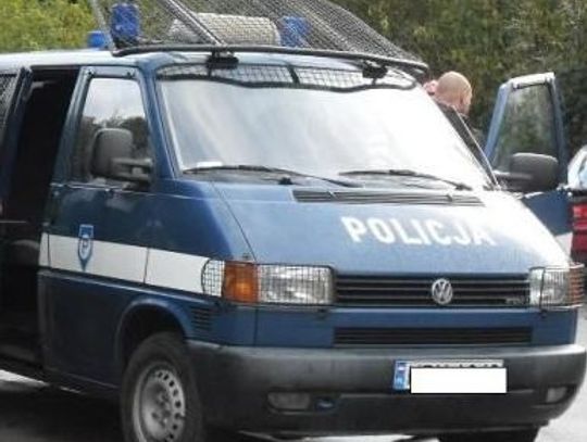 Portier z mercedesem