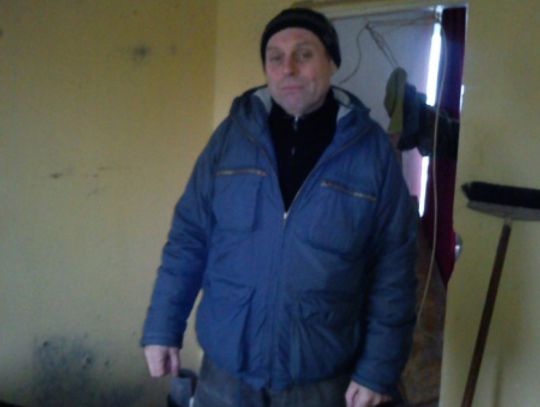 Potraktowany inaczej niż inni. Dramat pogorzelca z Zajączkowa, któremu zalano mieszkanie