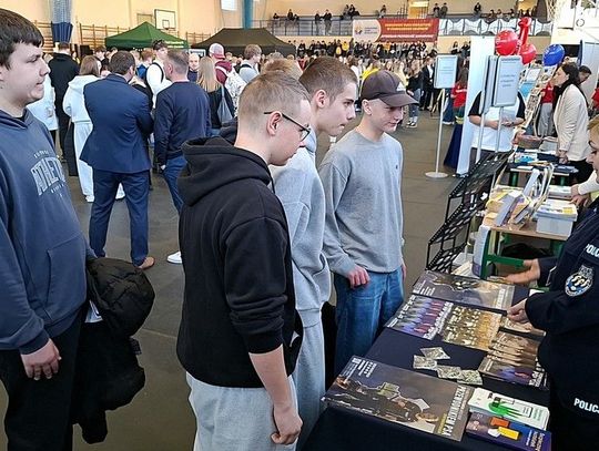Powiatowe Targi Edukacyjne pn. Wybieram przyszłość zawodową