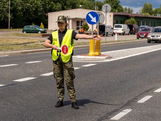 Powróciły tymczasowe kontrole na granicach. Pamiętaj o tym, wyjeżdżając na wakacje poza granice Polski