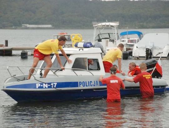 Pożar na statku, hali sportowej oraz teczka z ładunkiem wybuchowym w hotelu