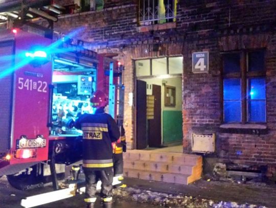 Pożar przy ul. Koziej w Tczewie. Zapaliło się łóżko