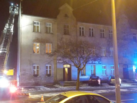 Pożar sadzy w kominie. Straż interweniowała przy 30 Stycznia