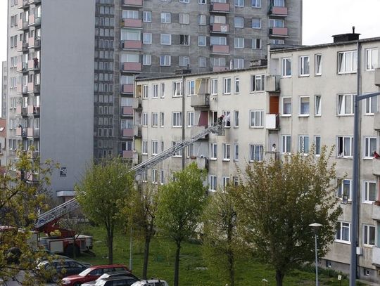 Pożar w pechowym bloku, znowu ogień