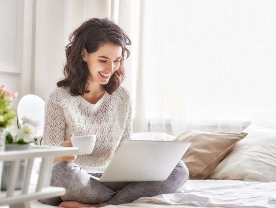 Pożyczanie pieniędzy przez internet - poradnik krok po kroku