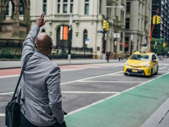 Praca taxi Wrocław – Czy to dobry wybór dla Ciebie?