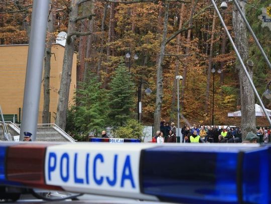 Prace porządkowe za zakłócanie koncertu w Operze Leśnej 