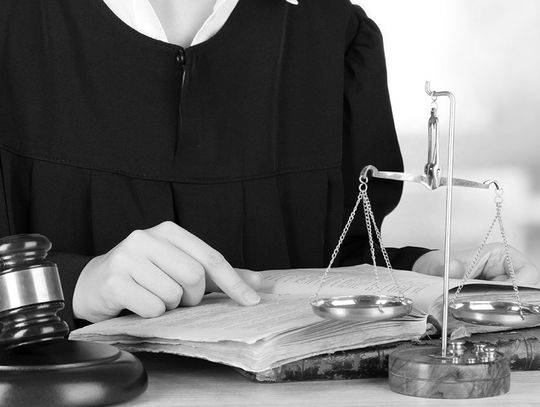 Prawnicy pomogą w potrzebie. Ruszyły punkty darmowej pomocy prawnej w miastach naszego powiatu 