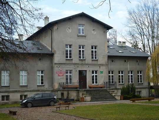 Próba samobójcza w szkole?! Chłopiec trafił do szpitala, jest pod opieką specjalistów