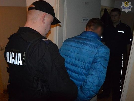 Próbował ukraść meble z pociągu. Wpadł podczas ucieczki