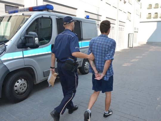 Próbowali zabrać we Wrzeszczu 16-latkowi głośnik. Teraz grozi im 12 lat więzienia.