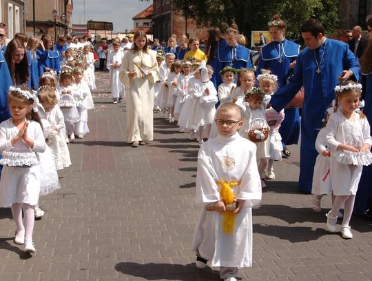 Procesje przeszły ulicami Tczewa (ZDJĘCIA)