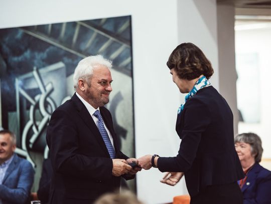 Prof. Bogdan Wojciszke odznaczony medalem Civitas e Mari