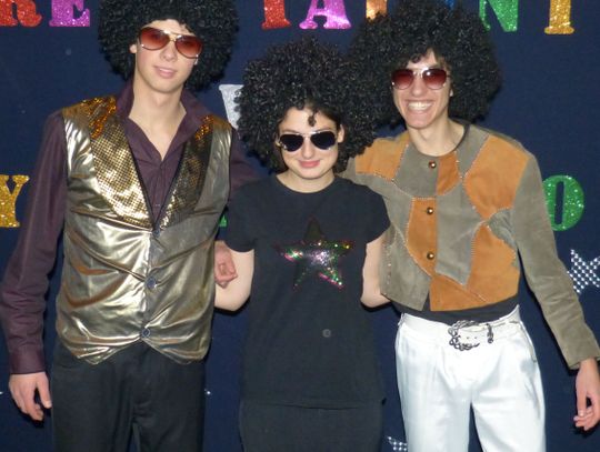 Przegląd talentów w rytmie disco. Działo się II LO!