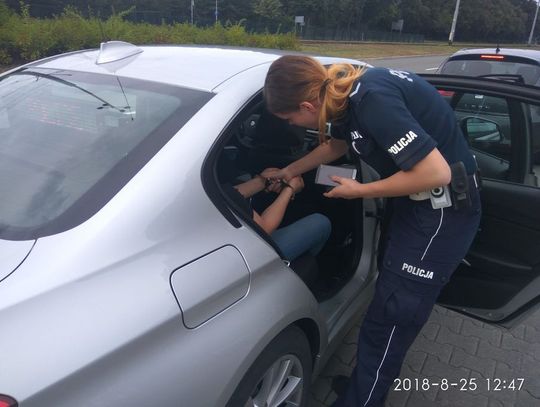 Przekroczył prędkośc o ponad 100 km/h. Od czerwca miał zakaz prowadzenia pojazdów mechanicznych.
