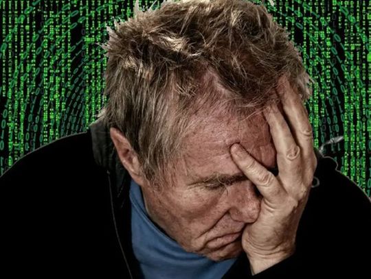 Przelał przestępcom prawie pół miliona złotych... UWAGA na oszustwa na kryptowaluty!